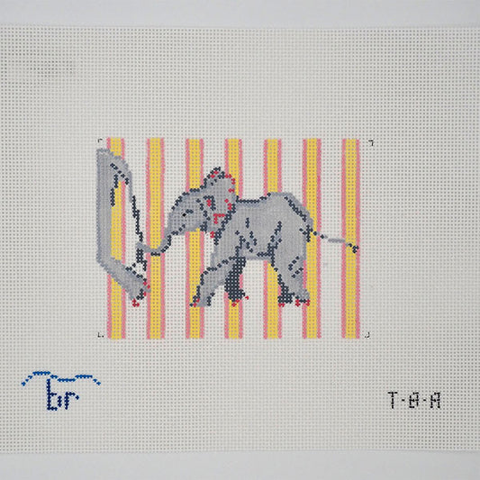 Hang On, Baby Elephant! (13 mesh)